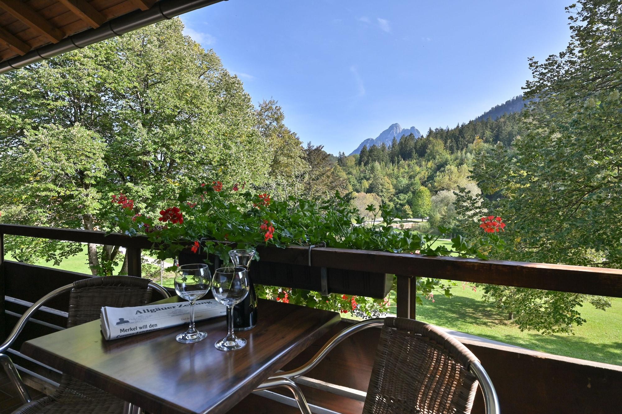 Hotel Ruchti Zeit Fur Mich Фюссен Экстерьер фото